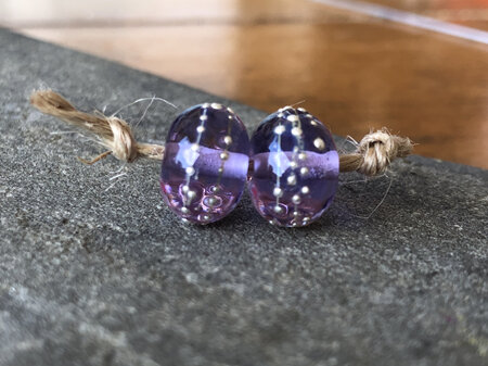 1x Handmade glass bead - pure silver trails - Lavender