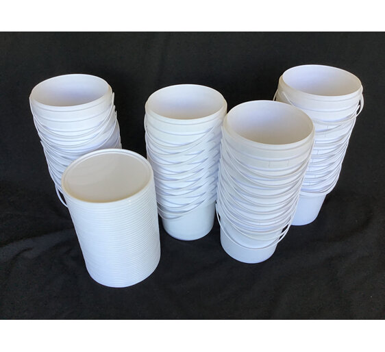 41 x 4 Litre Food Grade Plastic Buckets with Lids