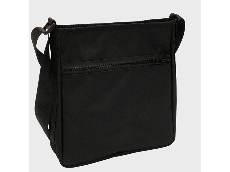 A large carryall bag suitable for a laptop with great pockets.  NZ made