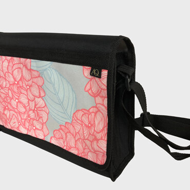 A large satchel bag perfect for work, to carry a laptop and documents.