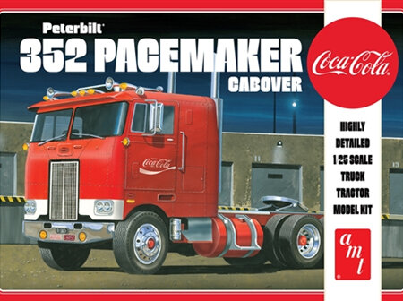 AMT 1/25 Peterbilt 352 Pacemaker Cabover Coca-Cola (AMT1090)