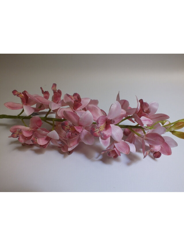 #artificialflowers #fakeflowers #decorflowers #fauxflowers#silk#orchid#pink#