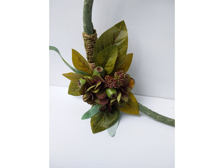 #artificialflowers#fakeflowers#decorflowers#fauxflowers#wreath#green#rustic