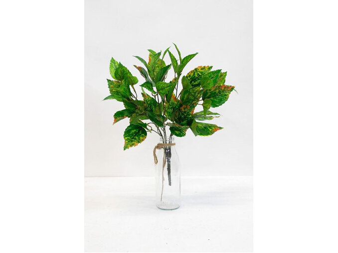 #artificialflowers#fakeflowers#decorflowers#fauxflower#plant#green#bush#varigate