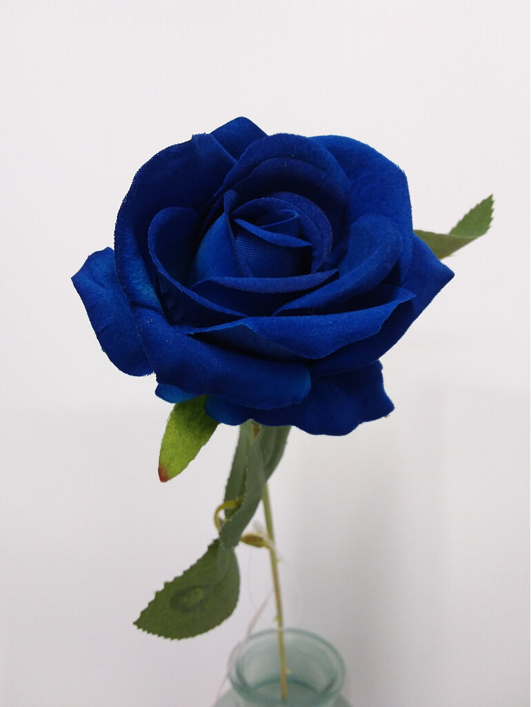 #artificialflowers#fakeflowers#decorflowers#fauxflower#stem#rose#blue#bloom