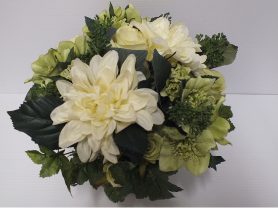 #artificialflowers#fakeflowers#decorflowers#fauxflowers#arrangement#green#white