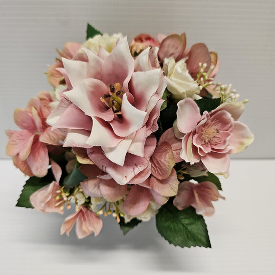#artificialflowers#fakeflowers#decorflowers#fauxflower#arrangement#small#pink