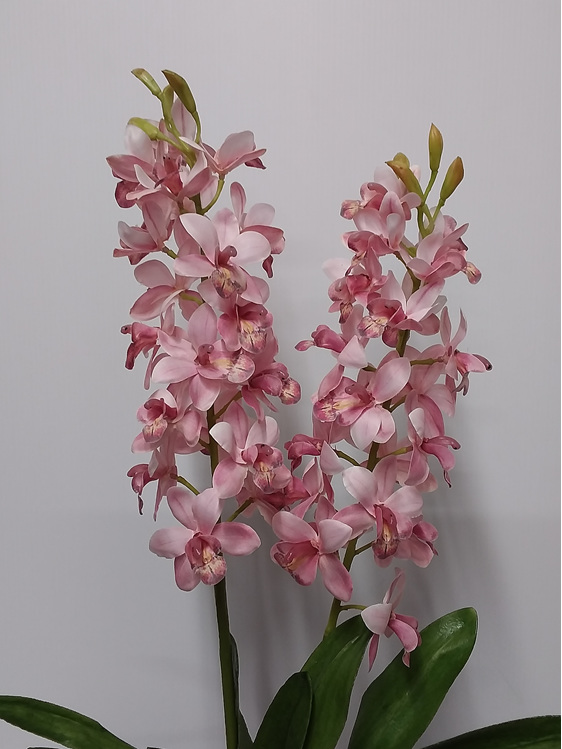 #artificialflowers#fakeflowers#decorflowers#fauxflowers#orchid#pink#black#urn