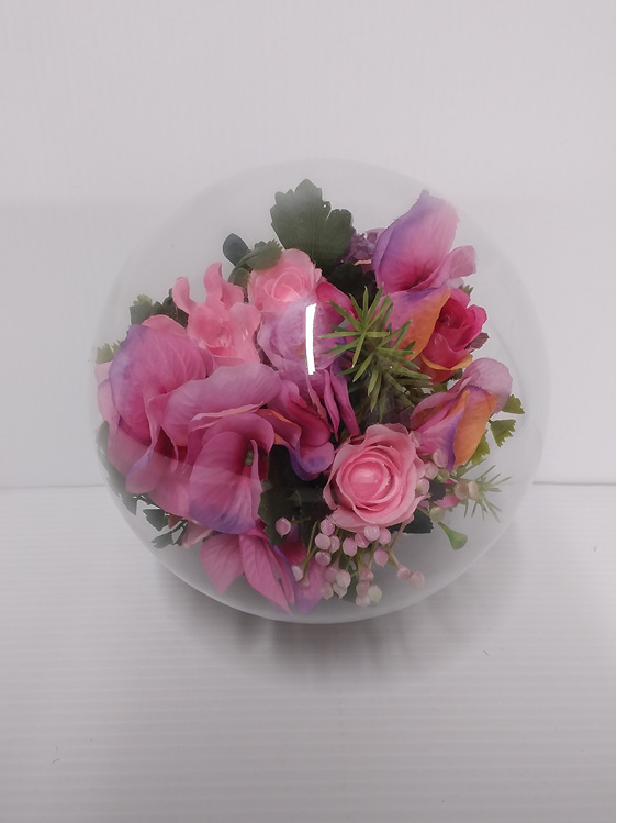 #artificialflowers#fakeflowers#decorflowers#fauxflowers#dome#wreath#pink#lilac