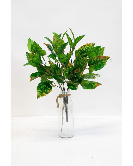 #artificialflowers#fakeflowers#decorflowers#fauxflower#plant#green#bush#varigate