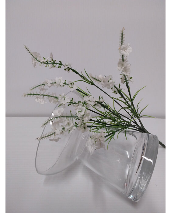 #artificialflowers#fakeflowers#decorflowers#fauxflowers#posy#white#lavender