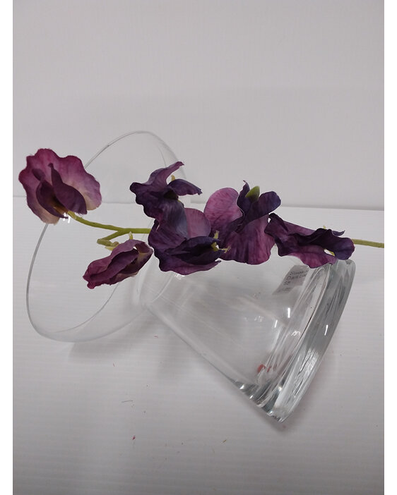 #artificialflowers#fakeflowers#decorflowers#fauxflowers#stem#sweetpea#purple