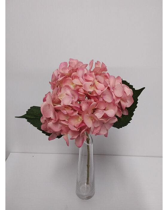 #artificialflowers#fakeflowers#decorflowers#fauxflowers#stem#hydrangea#pink