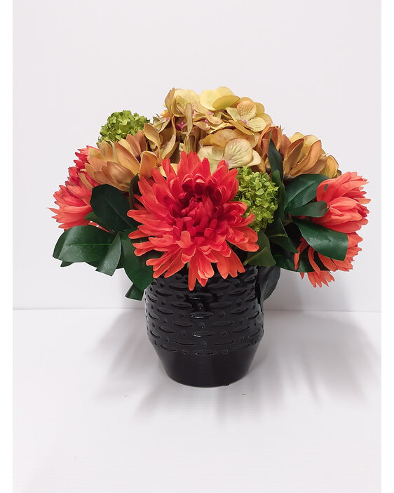 #artificialflowers#fakeflowers#decorflowers#fauxflowers#arrangement#orange#yello