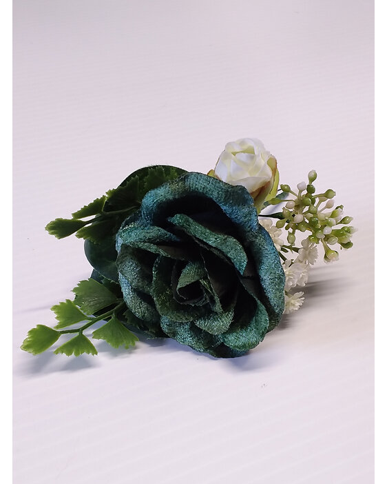 #artificialflowers#fakeflowers#decorflowers#fauxflowers#corsage#wrist#pins