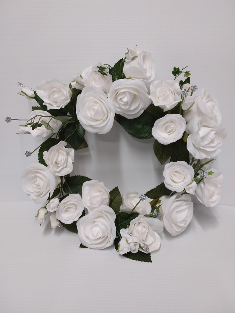 #artificialflowers#fakeflowers#decorflowers#fauxflowers#wreath#white#rose