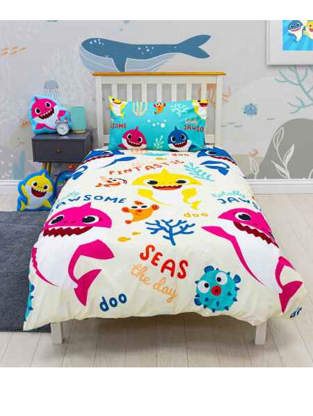 Baby Shark Fintastic Reversible Single Duvet Cover Set