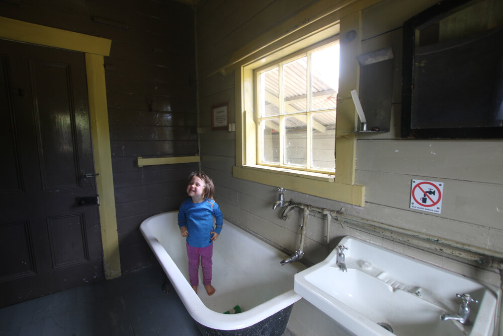 bath interior doc kahurangi keepers hut nz