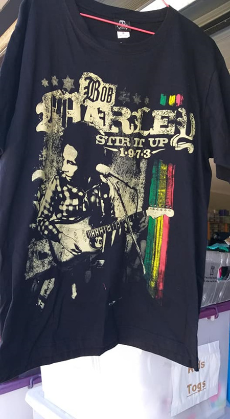Bob Marley Top Size M