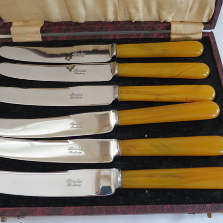 Boxed set of butter knives