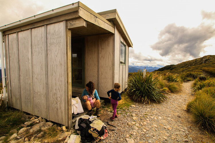 breastfeeding while tramping hiking