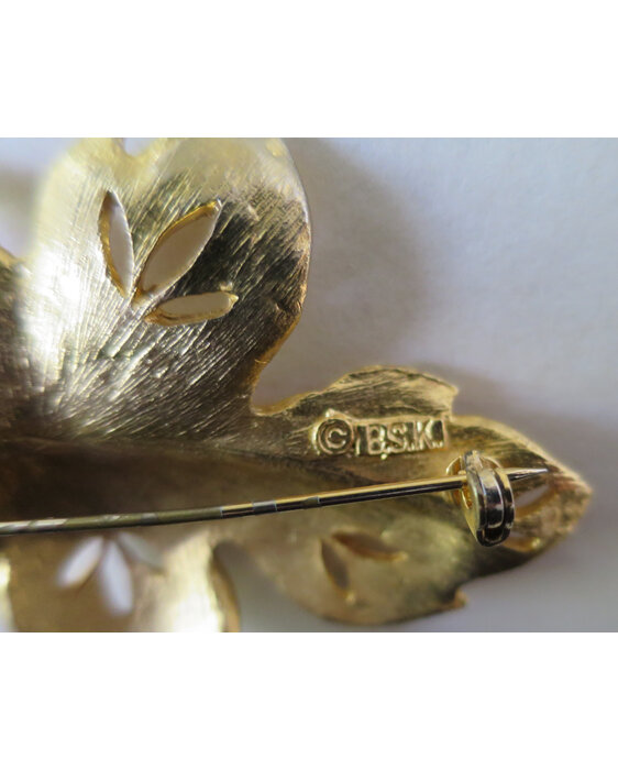 BSK Gold leaf brooch