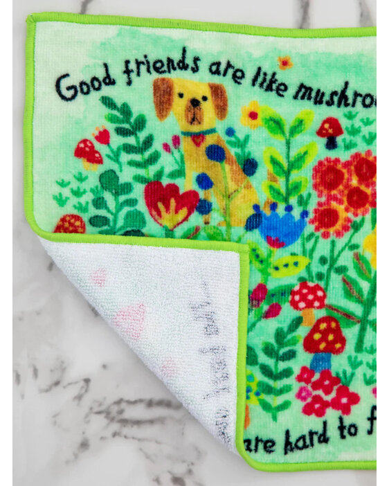 btwl080 good friends are hard to find mushrooms washcloth natural life