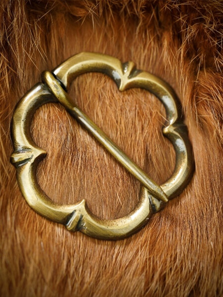 Buckle 22 - Medieval  Brass Rosette Fur Span Buckle