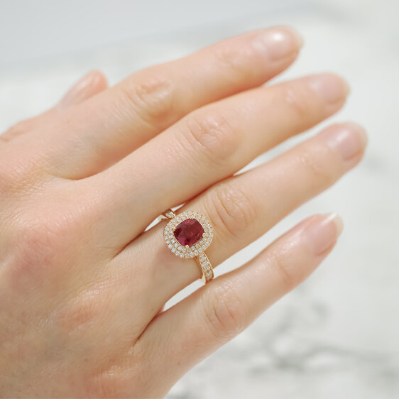 burmese red spinel and diamond dress ring