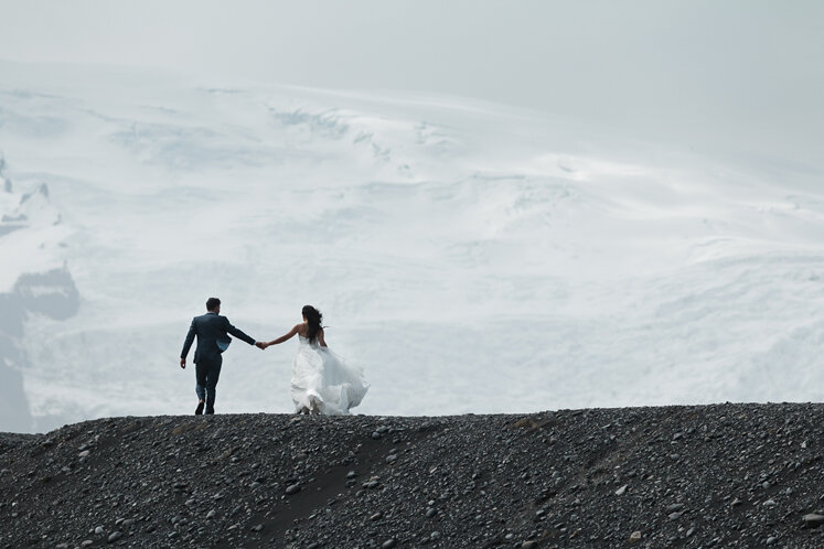 Carl and Evelyn wedding photography in Iceland