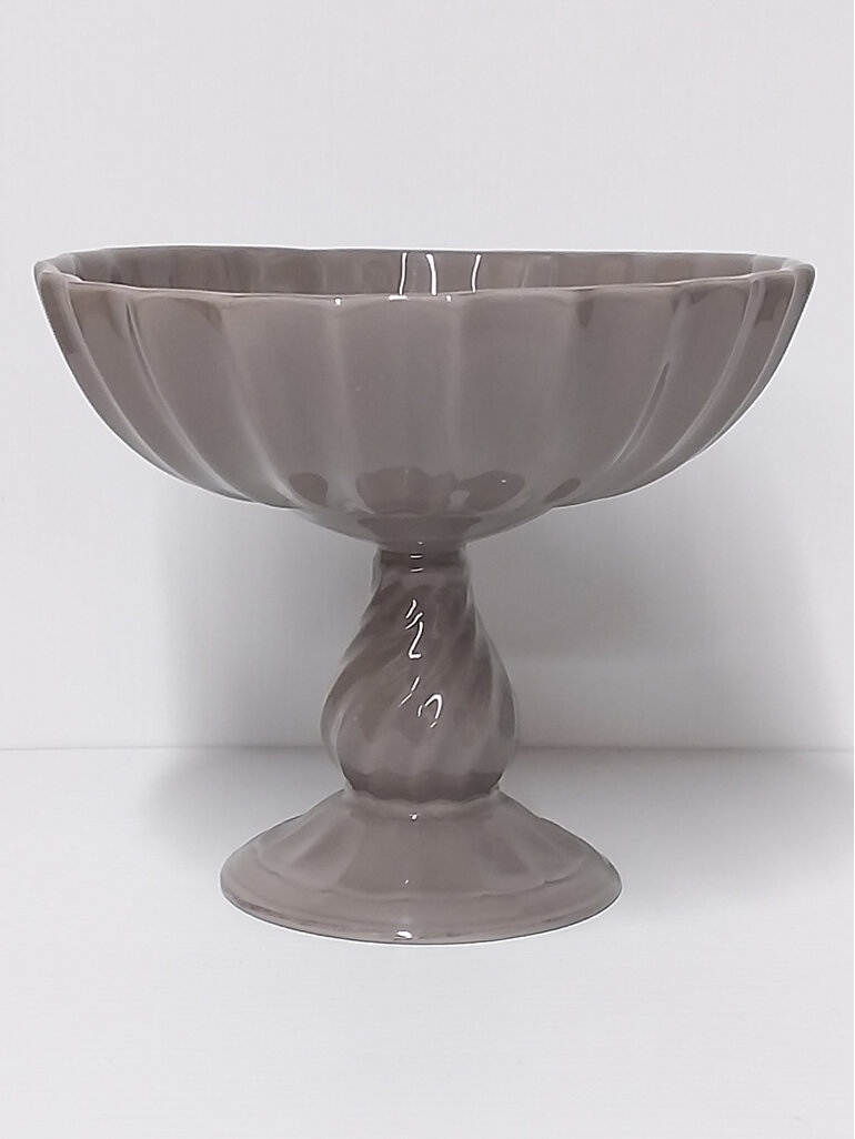 #ceramic#bowl#pedestal#footed#brown