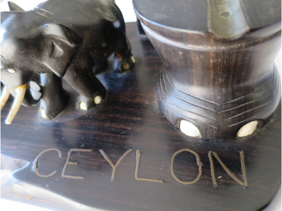 Ceylon desk tidy