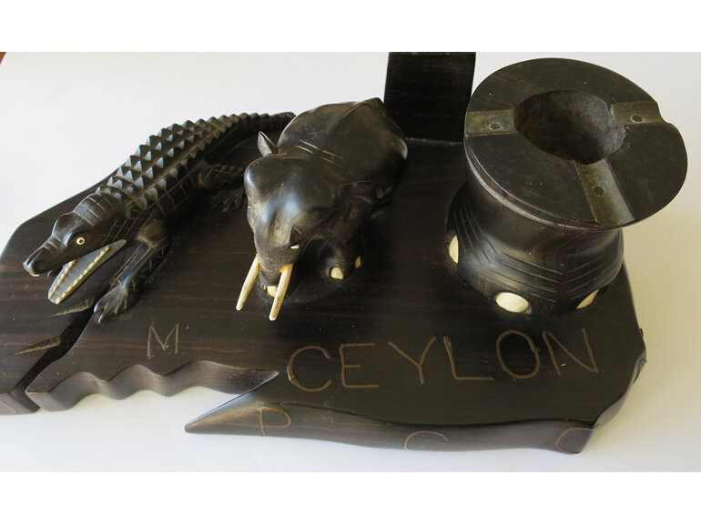 Ceylon desk tidy