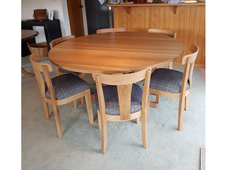 Charters Pedestal Dining Table Round Oak Designed and Made To Order New Zealand