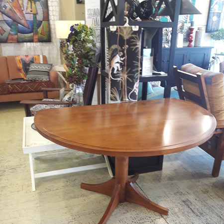 Charters Round Dining Table - With Drop Down Leaves