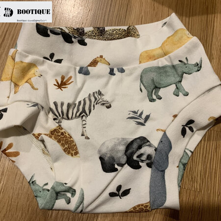 Childrens Underwear - Cream Safari - Size 4