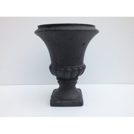 Classic black urn C0454