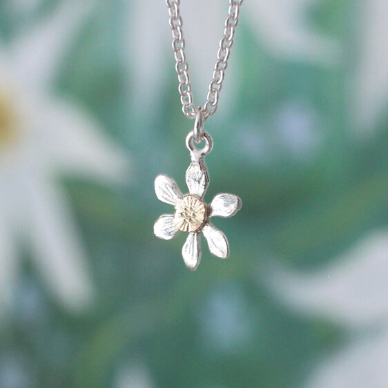 Clematis mini flower puawananga star necklace silver gold lily griffin nz
