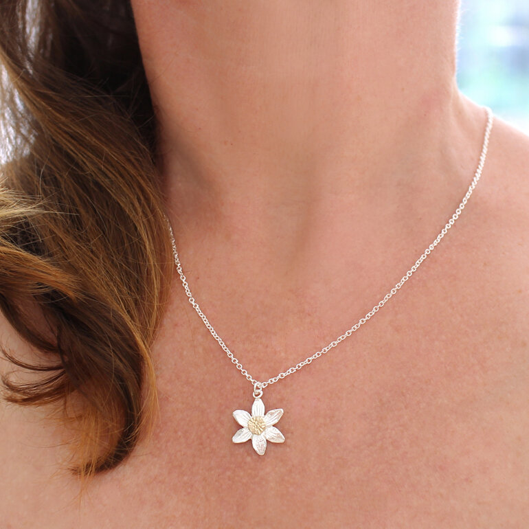 clematis native flower necklace pendant star silver gold lilygriffin nz jeweller