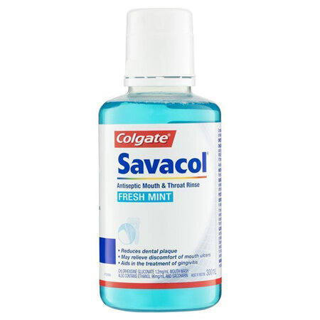 Colgate Savacol Fresh Mint Antiseptic Mouth and Throat Rinse 300ml