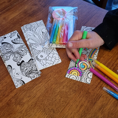 Colour your own Bookmarks DIY
