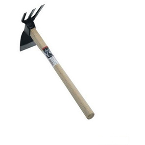 Combined hand fork and mattock