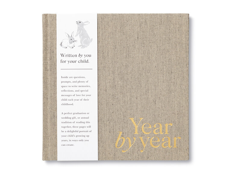 Compendium Year by Year Book Written by You for Your Child gesture mother dad