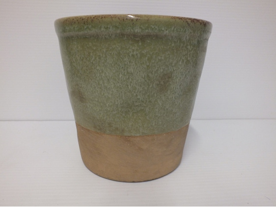 #container#ceramic#vase#round#green#gardeners