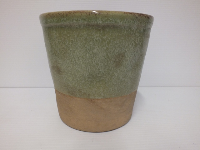 #container#ceramic#vase#round#green#gardeners