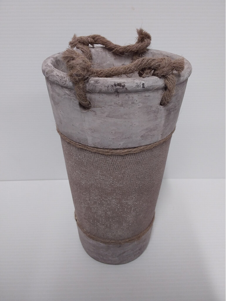 #container#ceramic#vase#round#stone#handles#rope