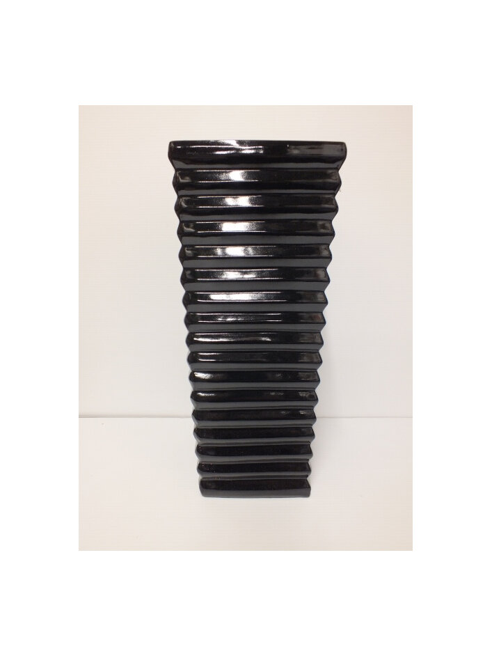 #container#ceramic#vase#taper#square#black