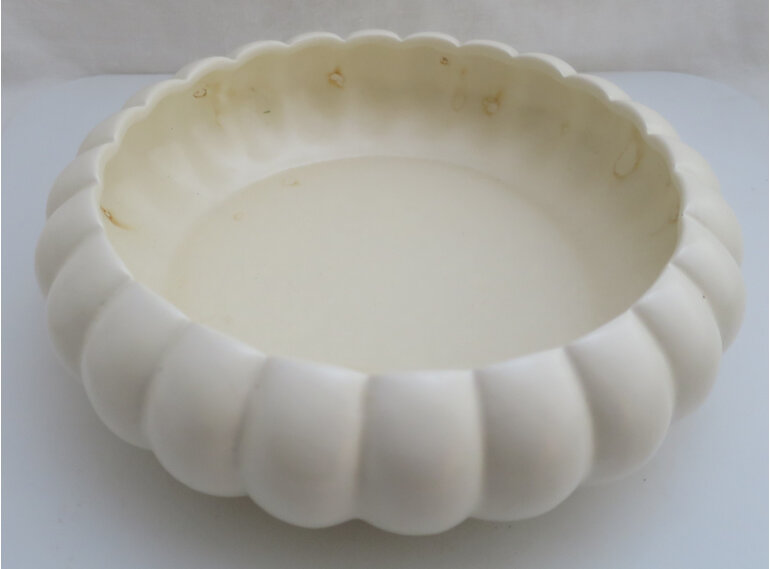 Crown Lynn cream bowl