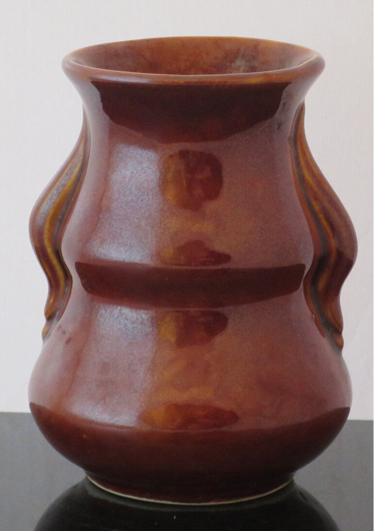 Crown Lynn vase 129
