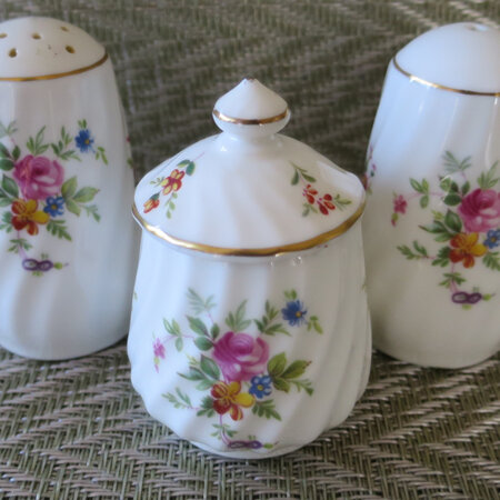 Cruet set in Marlow pattern